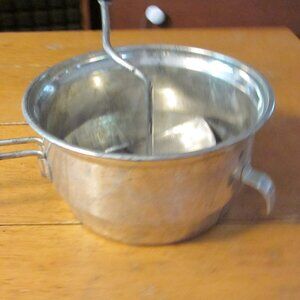 Lg Foley food mill 2 qt greatest ever kitchen tool for straining preserving food